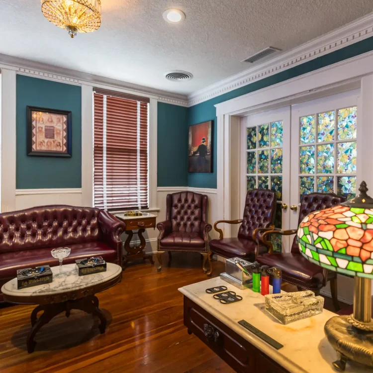 Ash Street Cigar Parlor